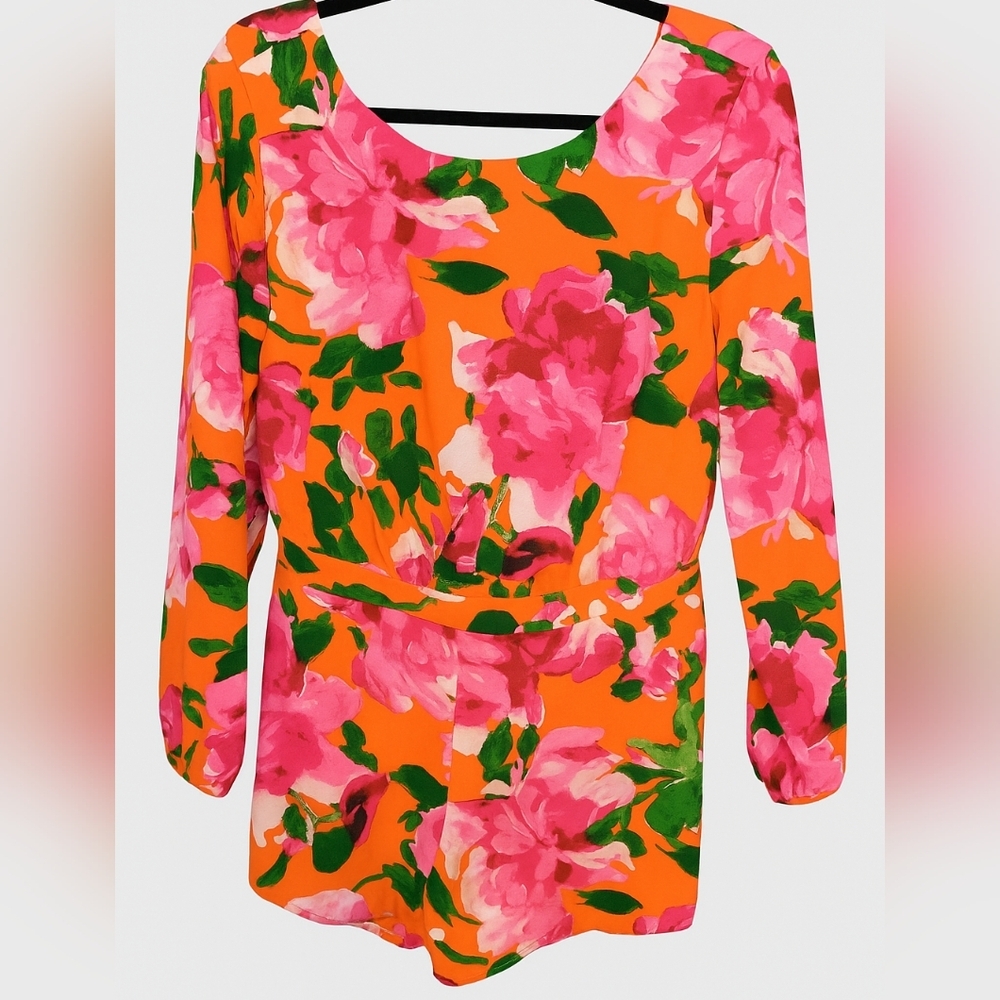 EN CREME Floral Romper L NWT